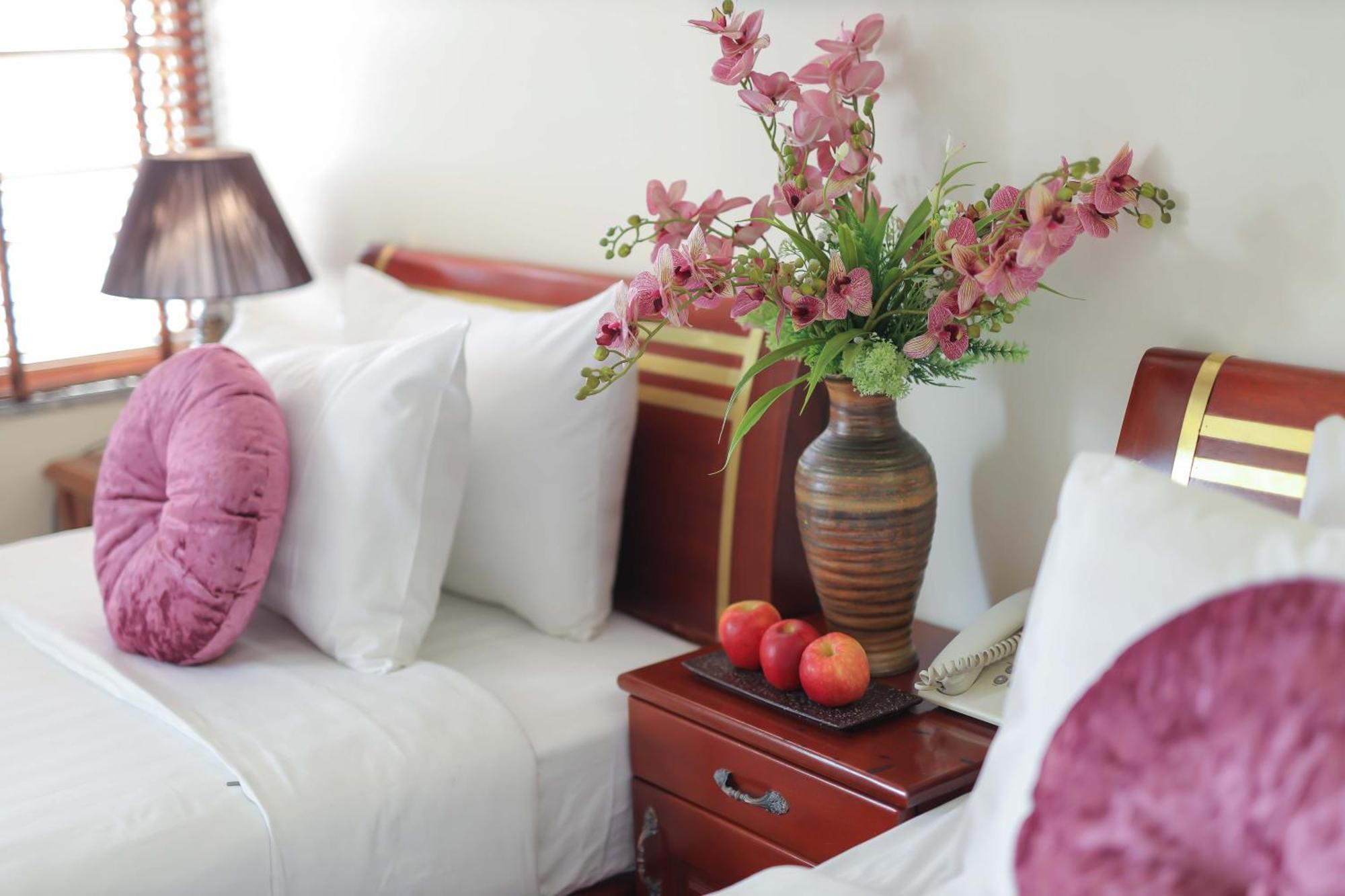 Viet Village Airport Hotel & Restaurants Hà Nội Ngoại thất bức ảnh